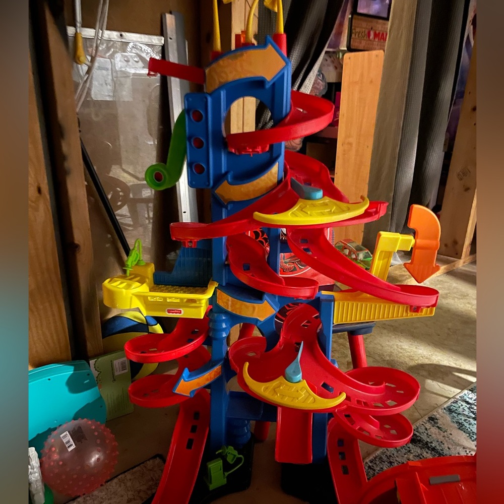 Fisher price race track